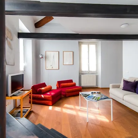 Antica Via Volta - The House Of Travelers Апартаменты
