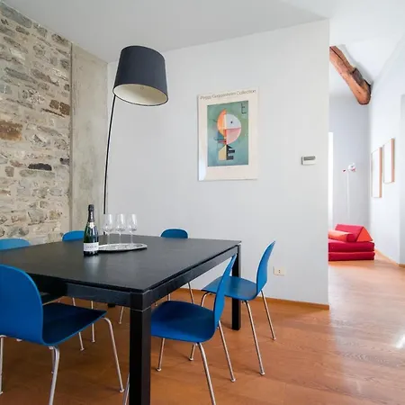 Апартаменты Antica Via Volta - The House Of Travelers